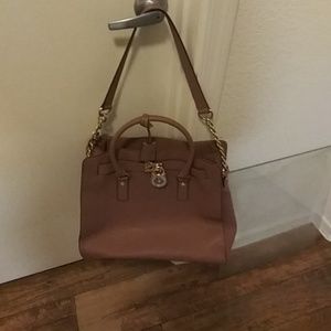 Mk sholder strap purse